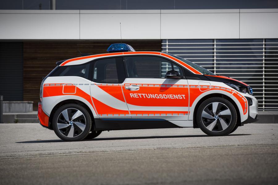  BMW i3 NEF (I01) 2016 года  (фото 1 из 17)